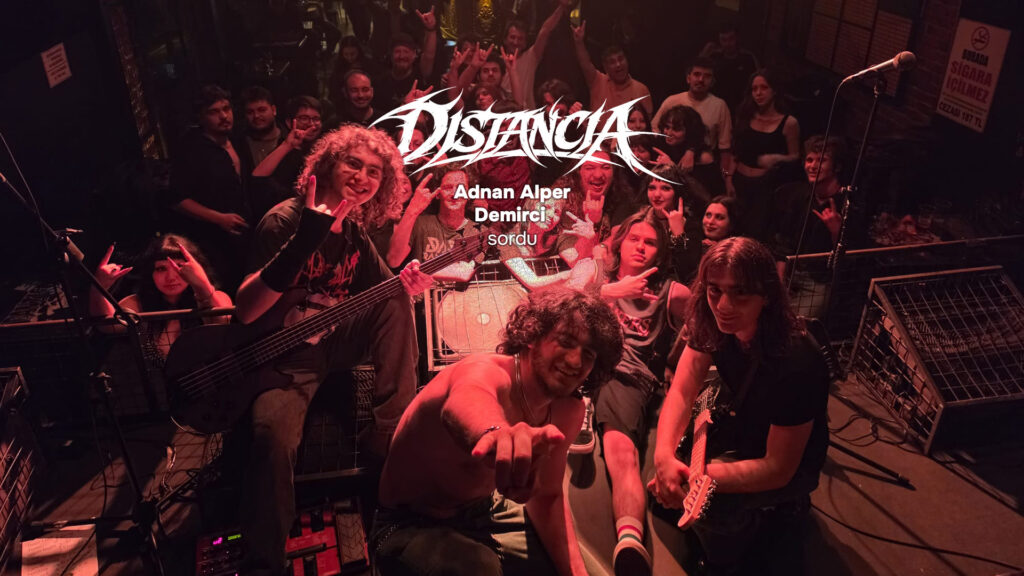 DISTANCIA: Daha Yolun Başı